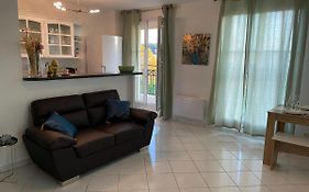 Charmant appartement duplex à 5min de Disney.
